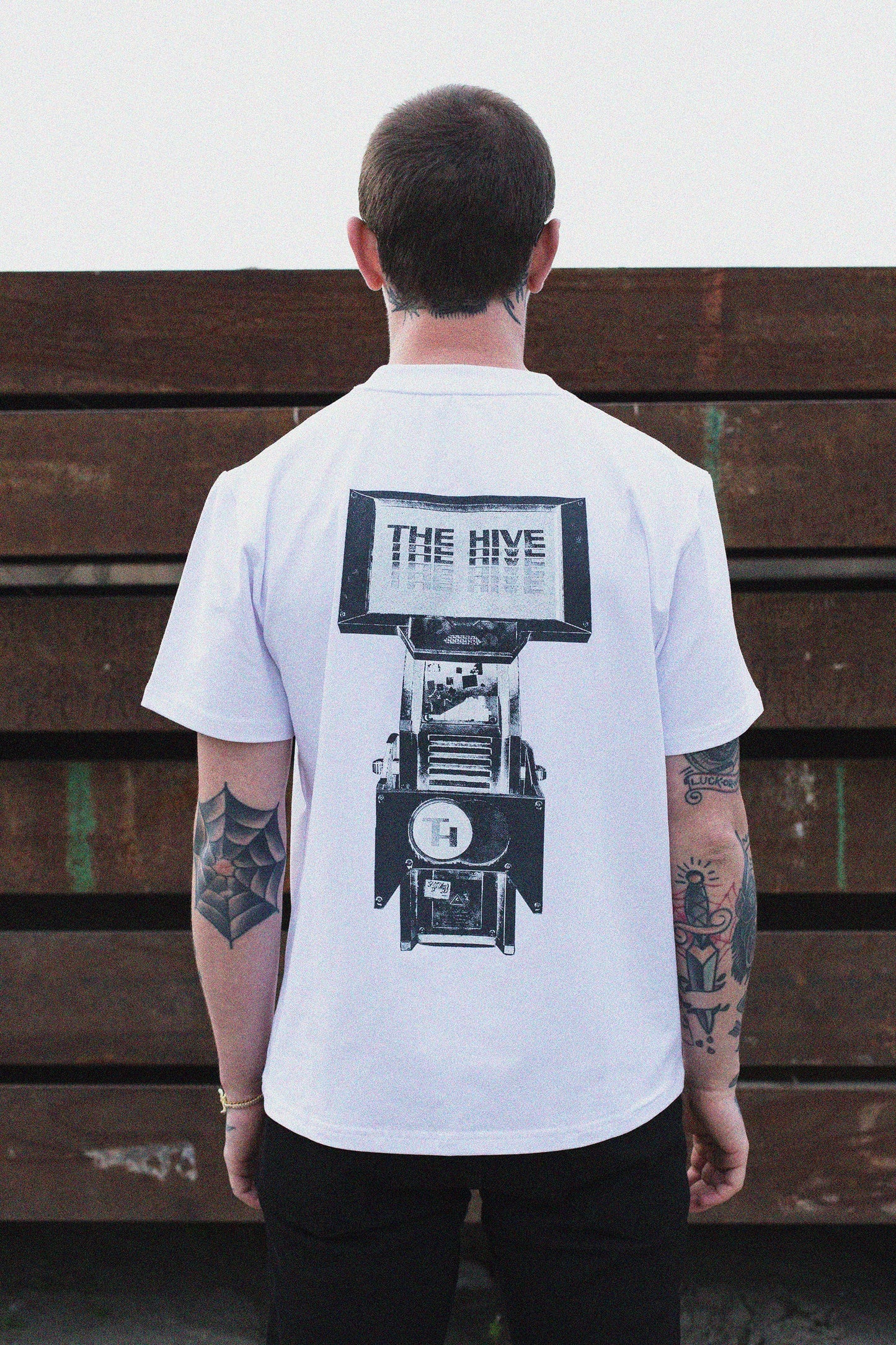 GAMBLER TEE IN WHITE